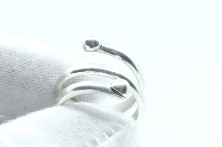 Sterling Silver Modern Spring Ring (2)