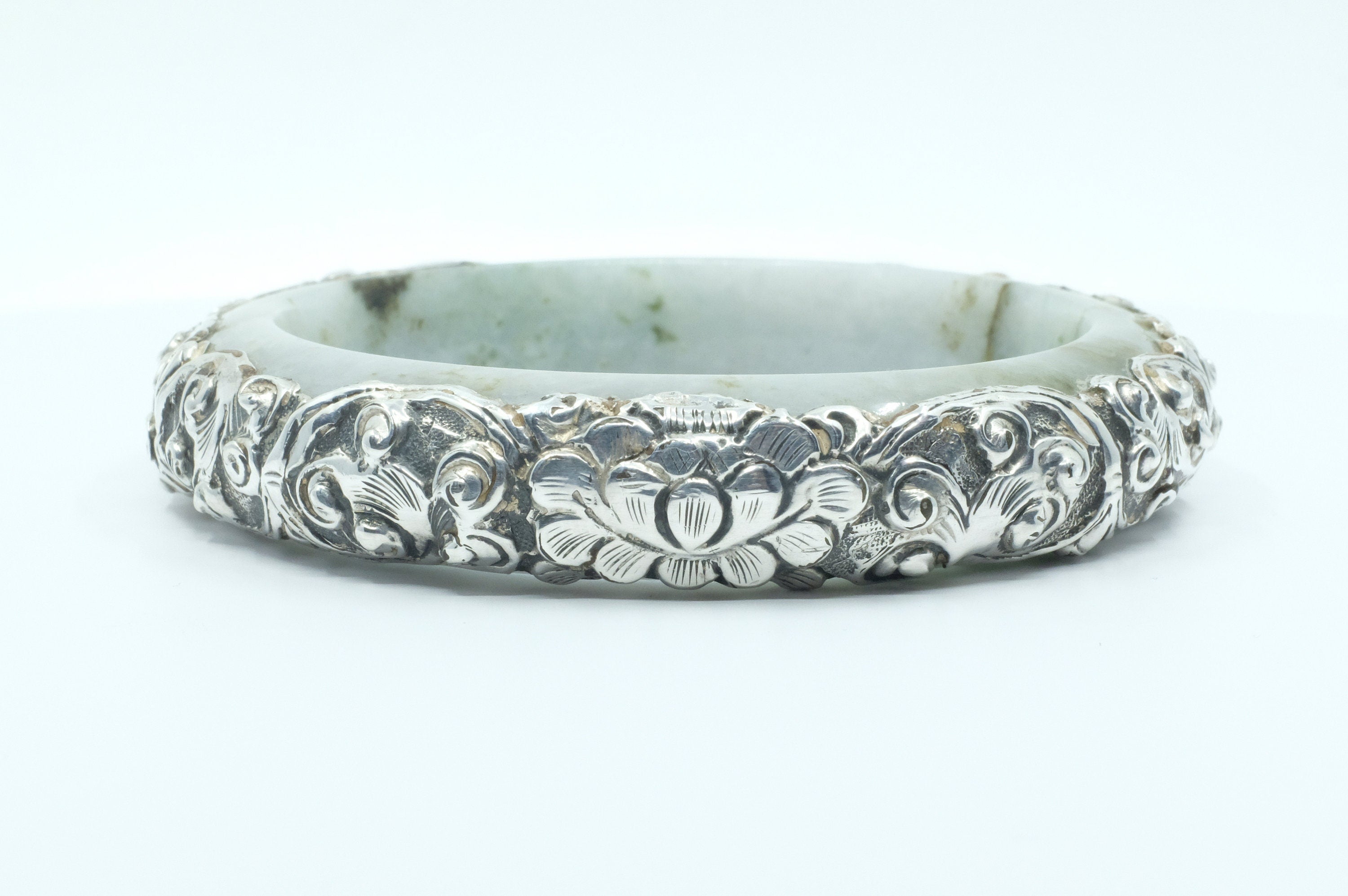 Sterling Silver Jadeite Jade Repoussé Bangle