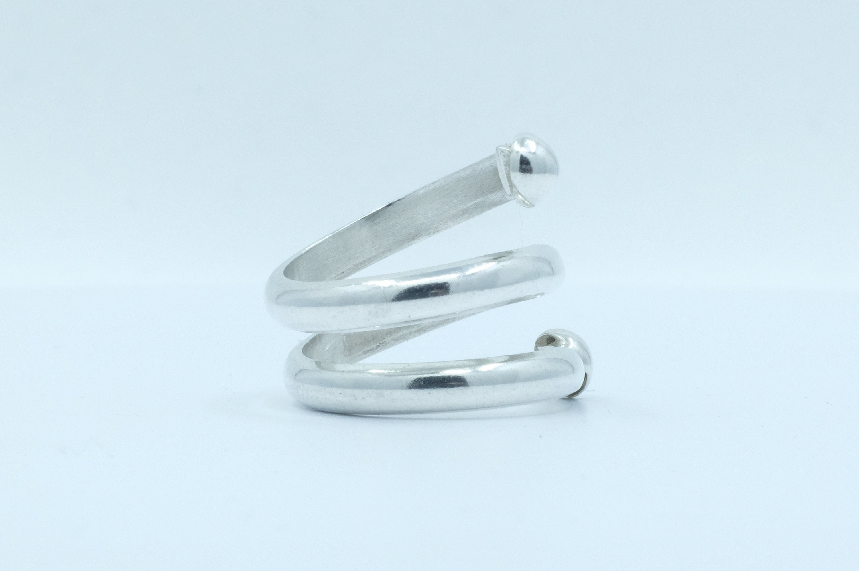 Sterling Silver Modern Spring Ring (4)