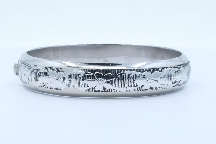 Sterling Silver Etched Flower Hinged Bangle Bracelet