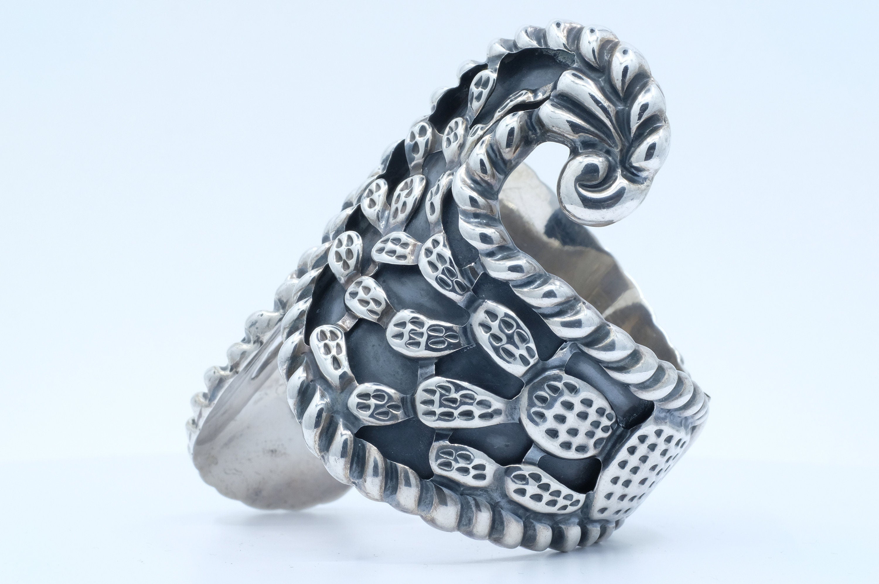 Sterling Silver Los Ballesteros Clamper Bracelet