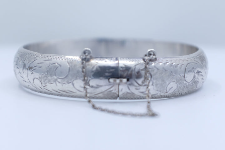 Sterling Silver Etched Thai Hinged Bangle Bracelet