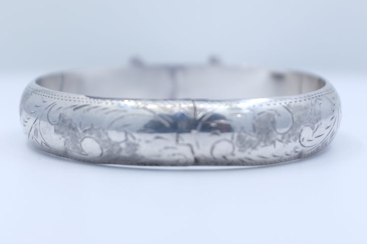 Sterling Silver Etched Thai Hinged Bangle Bracelet