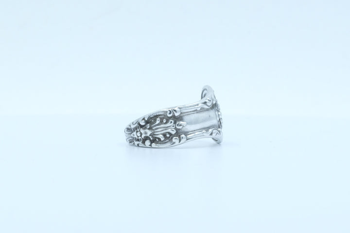 Sterling Silver Shell Motif Spoon Ring