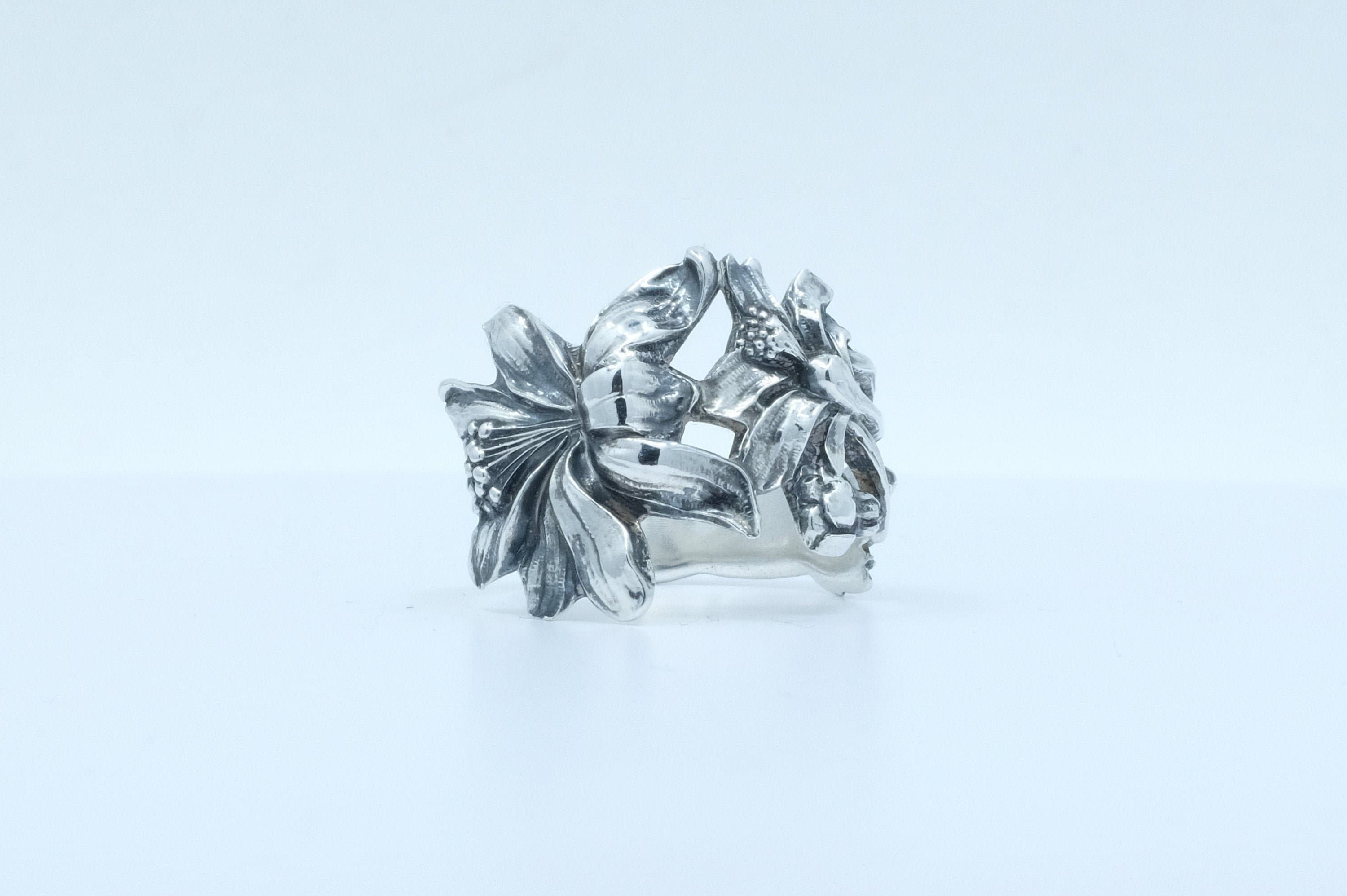 Sterling Silver Floral Motif Spoon Ring