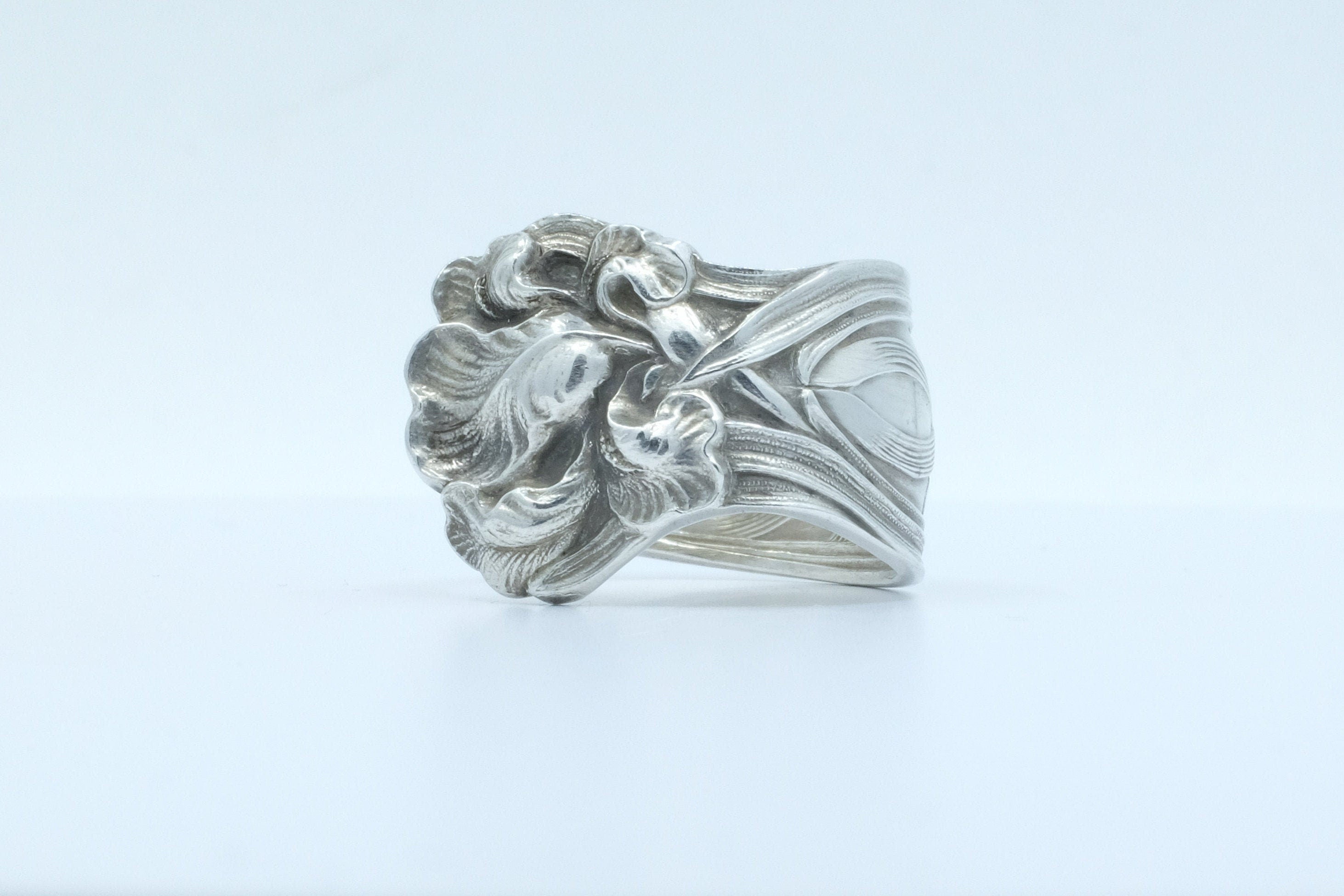 Sterling Silver Art Nouveau Floral Motif Spoon Ring