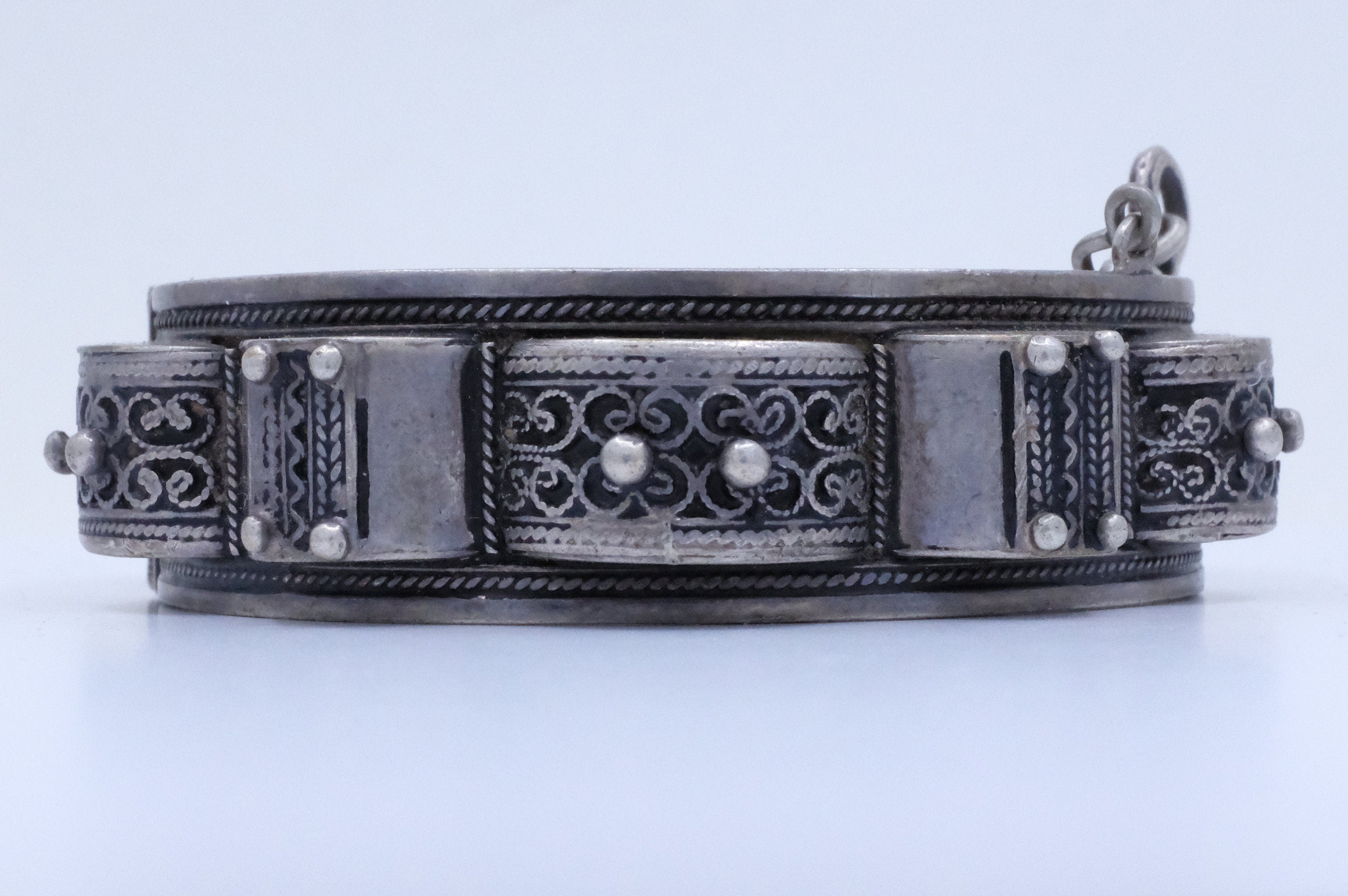 Silver Moroccan Hinged Bracelets (Pair)